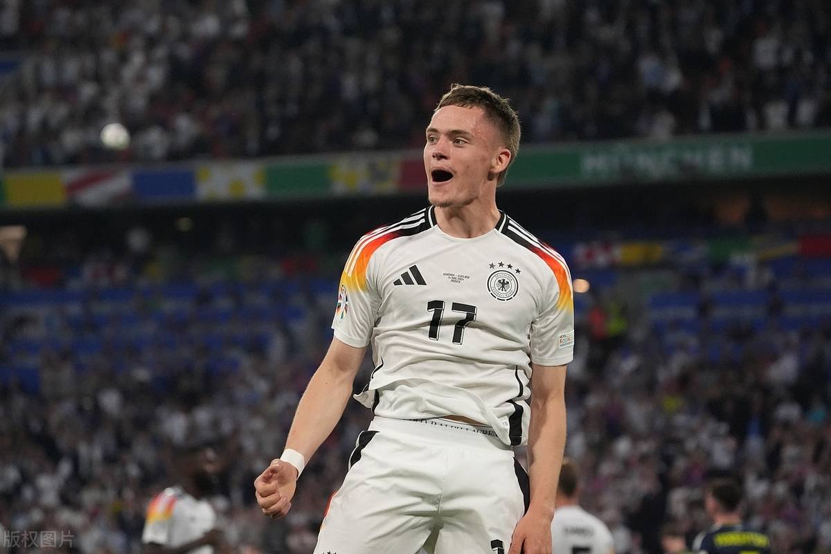 米乐在线注册这也行？上海海港防线松动备战意大利杯德甲集结日再迎强敌，今晨阿森纳扳平良机的简单介绍