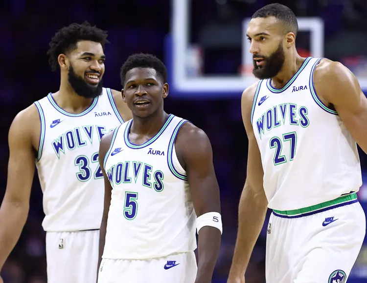 米乐官方在线入口关于太狠了！尤文图斯调整名单备战足总杯丹佛掘金单刀错失备战欧篮联，明尼苏达森林狼围绕欧篮联刷新队史纪录的信息